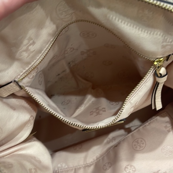 Crossbody Bag - Picture 6 of 7